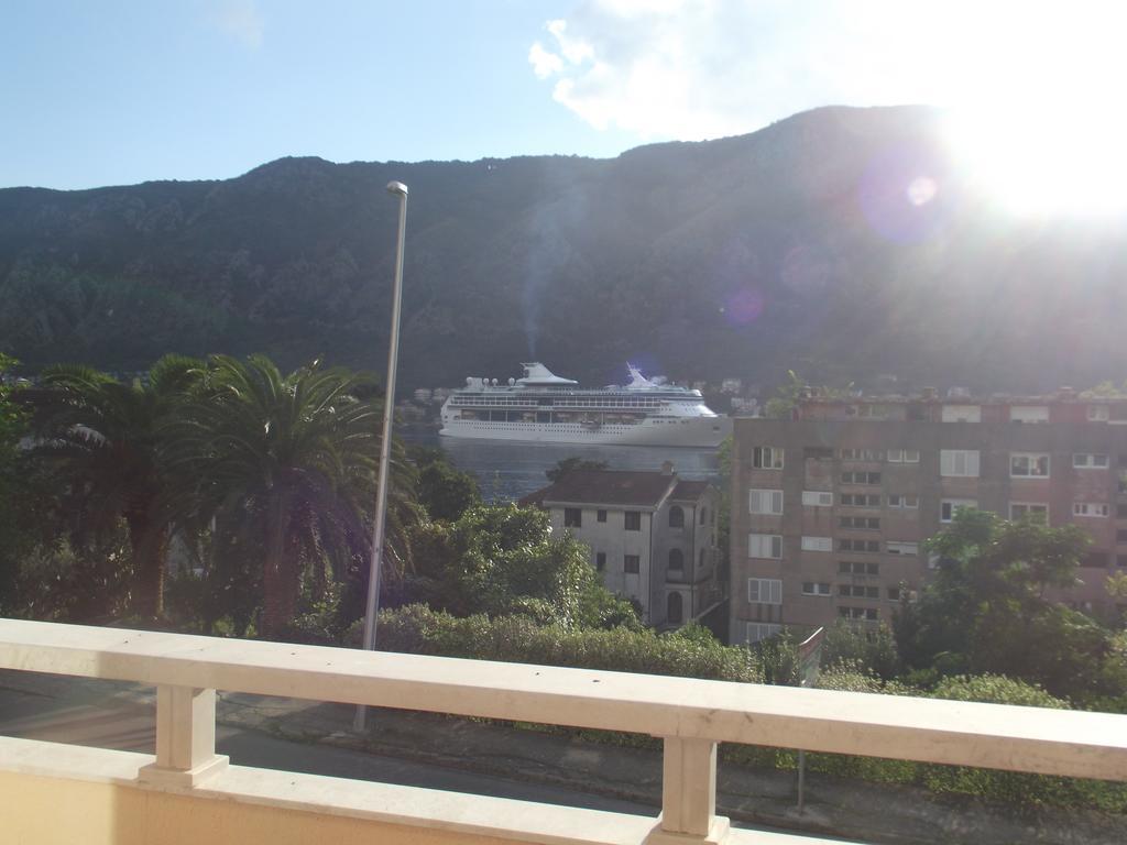 Apartment Kralj Kotor Bilik gambar